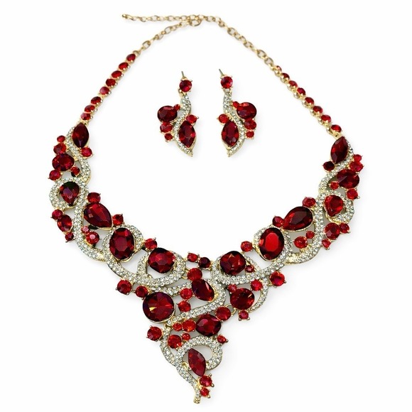 Red Crystal Statement Bib Necklace & Earrings Set Gold Tone Rhinestone Pageant